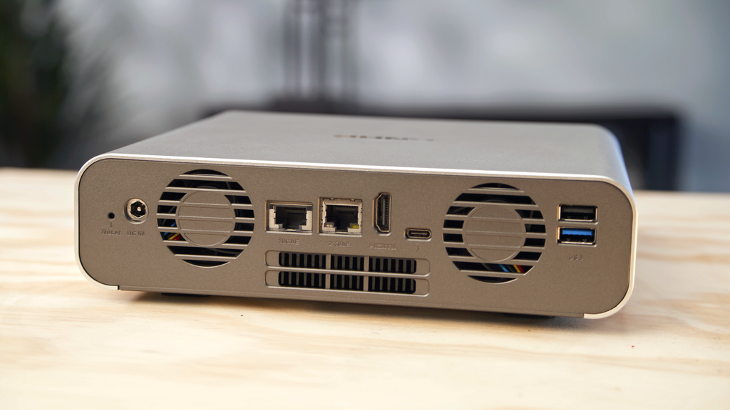 [QNAP-TBS-H574TX] NAS QNAP TBS-h574TX